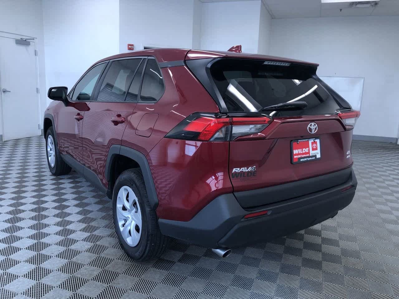2024 Toyota RAV4 LE 12
