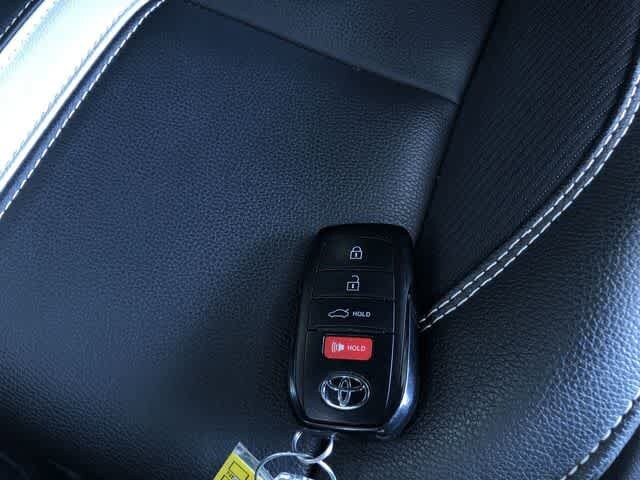 Thumbnail: 2025 Toyota Camry - 32