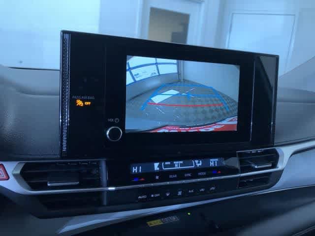 Thumbnail: 2025 Toyota Sienna - 29