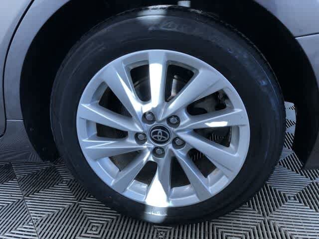 Thumbnail: 2023 Toyota Camry - 16