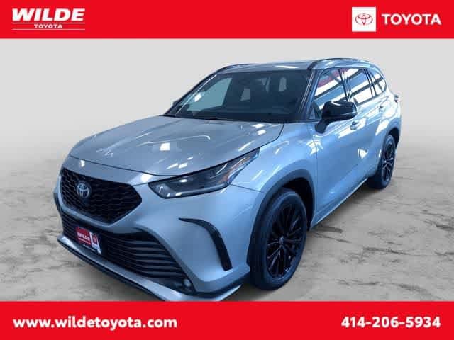 2025 Toyota Highlander Sport Utility 