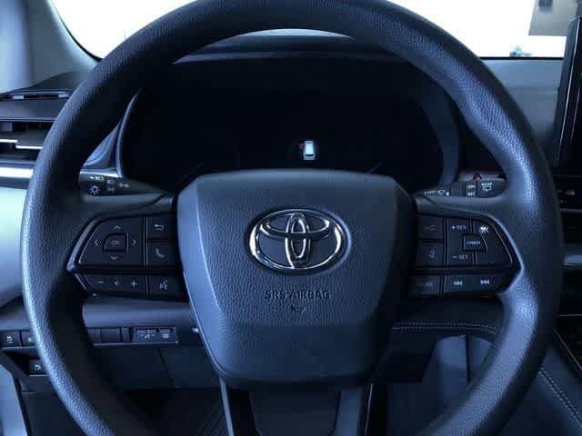 Thumbnail: 2025 Toyota Sienna - 26