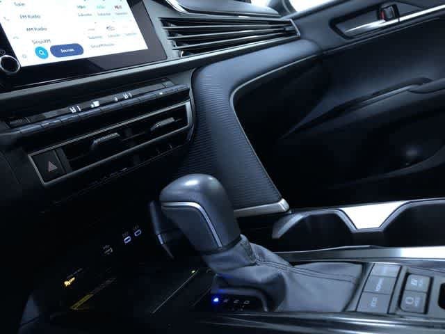 Thumbnail: 2025 Toyota Camry - 30