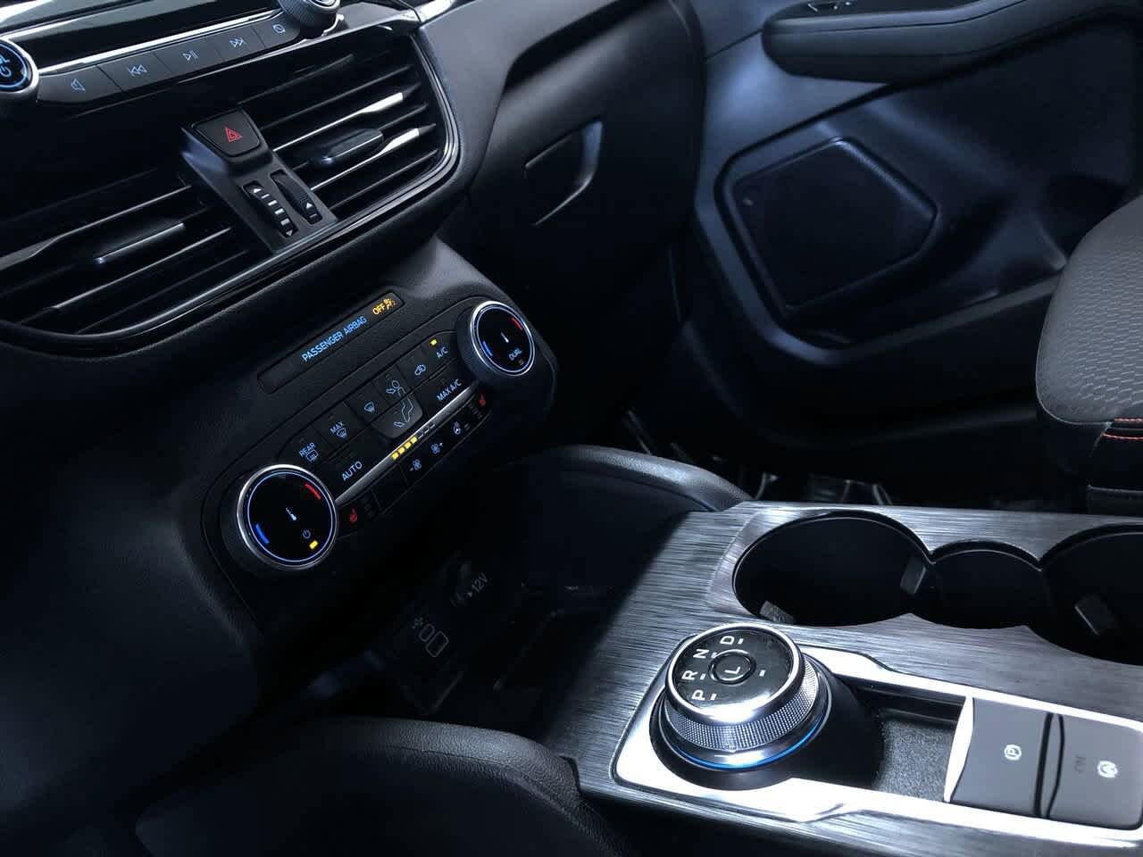 Thumbnail: 2024 Ford Escape - 31