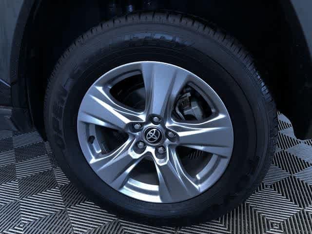 Thumbnail: 2025 Toyota RAV4 - 16