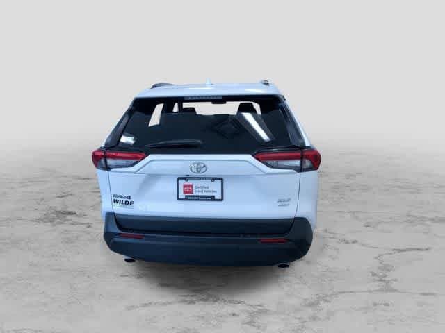 Thumbnail: 2025 Toyota RAV4 - 8