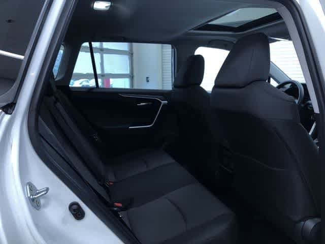 Thumbnail: 2025 Toyota RAV4 - 21