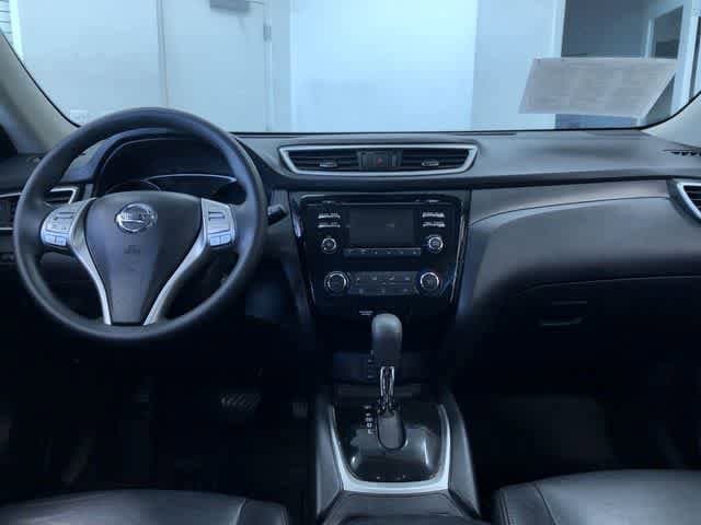 Thumbnail: 2015 Nissan Rogue - 17