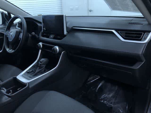 Thumbnail: 2025 Toyota RAV4 - 23