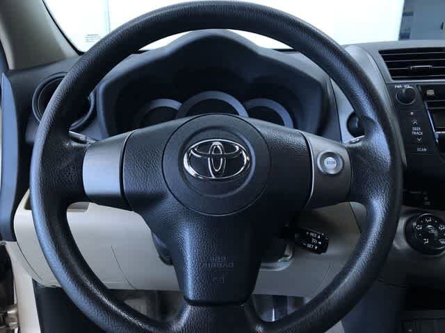 Thumbnail: 2011 Toyota RAV4 - 14