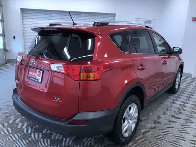 Thumbnail: 2015 Toyota RAV4 - 34