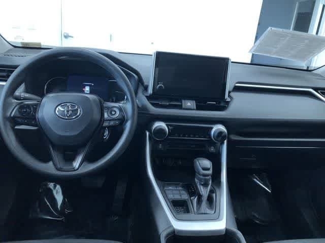 Thumbnail: 2024 Toyota RAV4 - 17