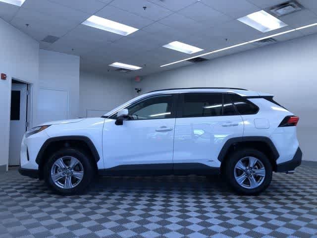 Thumbnail: 2025 Toyota RAV4 - 11