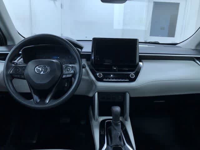 Thumbnail: 2023 Toyota Corolla Cross - 8