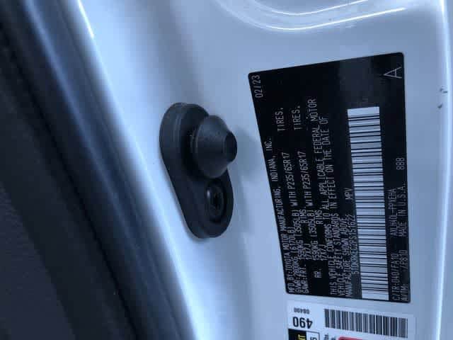 Thumbnail: 2023 Toyota Sienna - 34