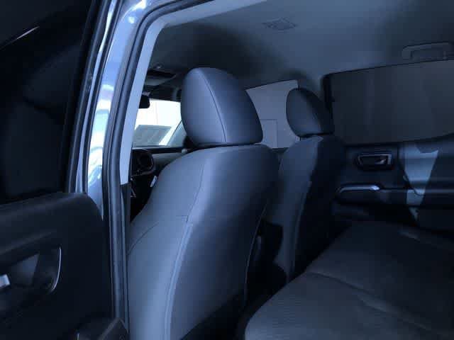 Thumbnail: 2022 Toyota Tacoma - 15