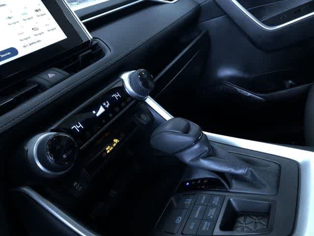 Thumbnail: 2025 Toyota RAV4 - 29