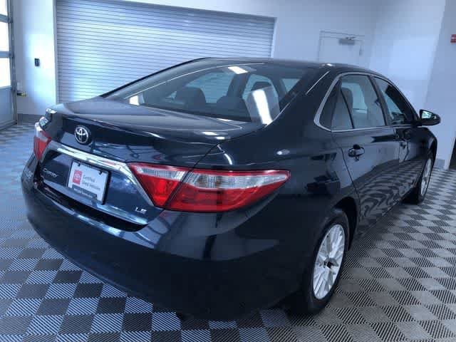Thumbnail: 2016 Toyota Camry - 32