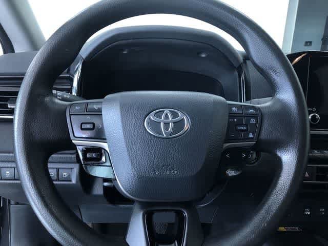 Thumbnail: 2025 Toyota Camry - 16