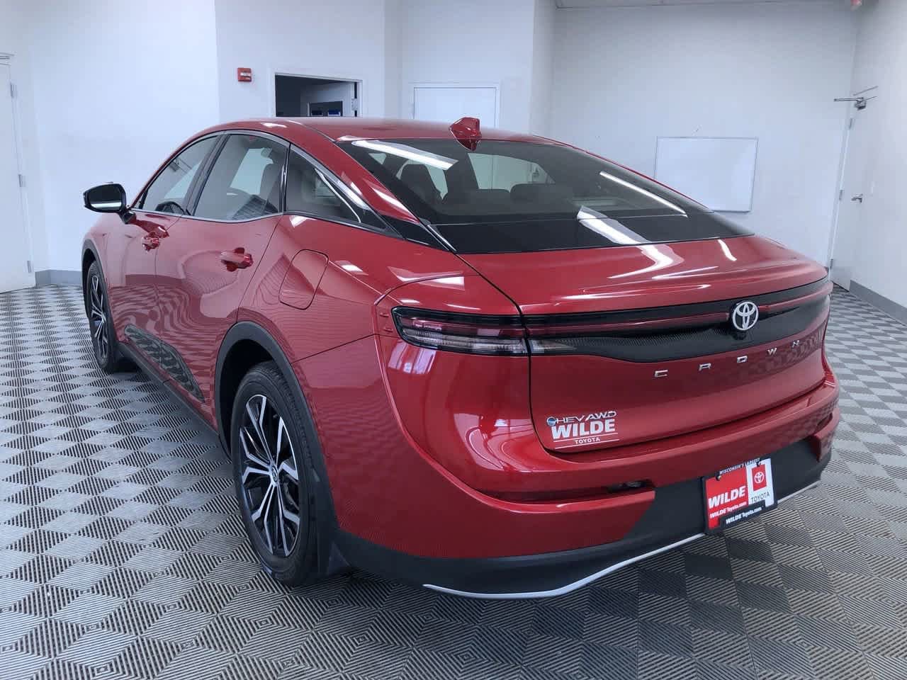 2024 Toyota Crown XLE 12