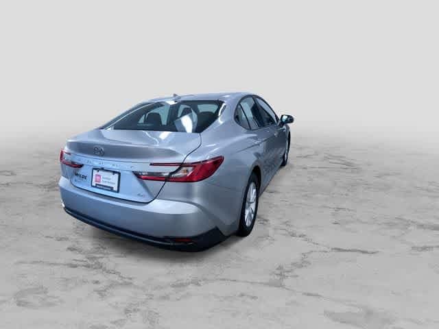 Thumbnail: 2025 Toyota Camry - 10