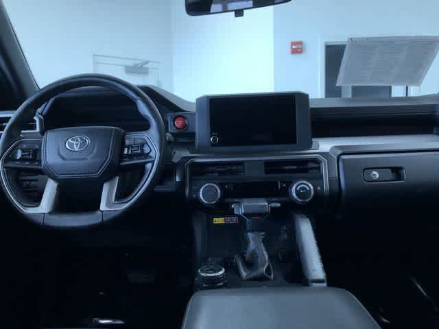 Thumbnail: 2025 Toyota 4Runner - 17