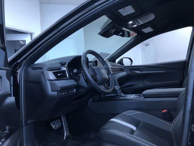 Thumbnail: 2025 Toyota Camry - 11