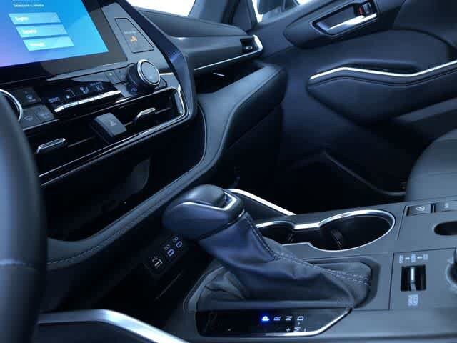 Thumbnail: 2025 Toyota Highlander - 30