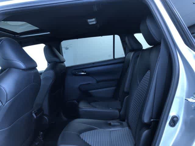 Thumbnail: 2025 Toyota Highlander - 22