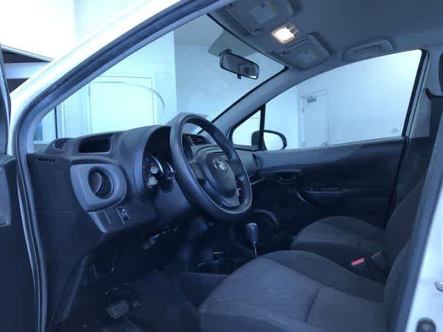 Thumbnail: 2014 Toyota Yaris - 11