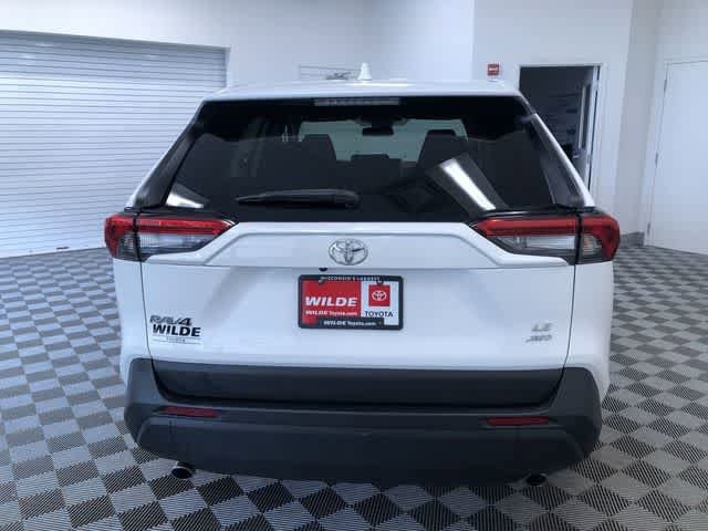 Thumbnail: 2024 Toyota RAV4 - 13
