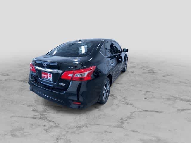 Thumbnail: 2019 Nissan Sentra - 10