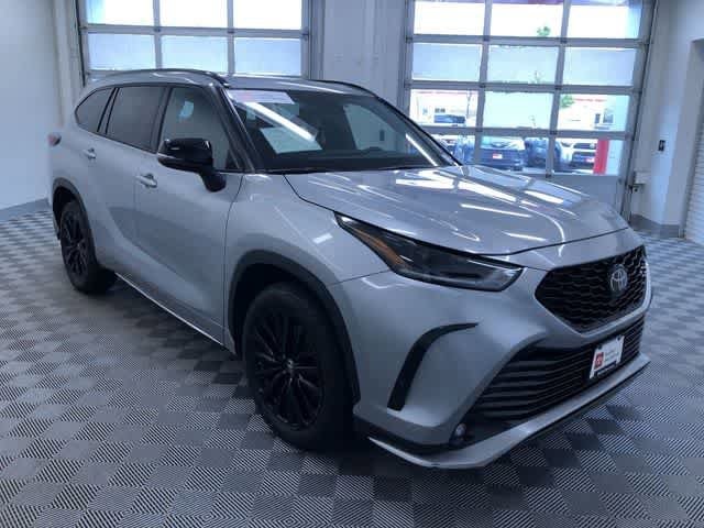 Thumbnail: 2025 Toyota Highlander - 35