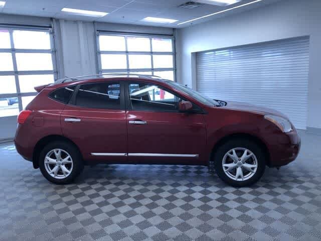 Thumbnail: 2011 Nissan Rogue - 37