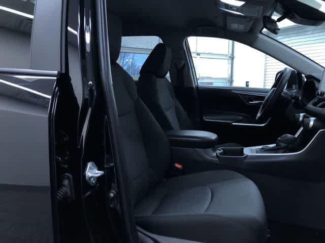 Thumbnail: 2025 Toyota RAV4 - 22