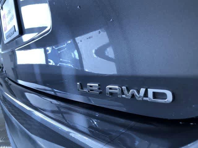 Thumbnail: 2023 Toyota Highlander - 15