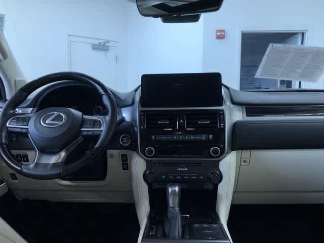 Thumbnail: 2022 Lexus GX - 18