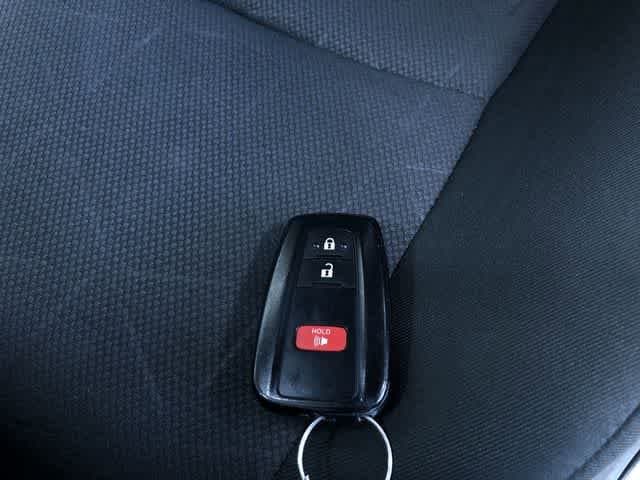 Thumbnail: 2025 Toyota RAV4 - 23