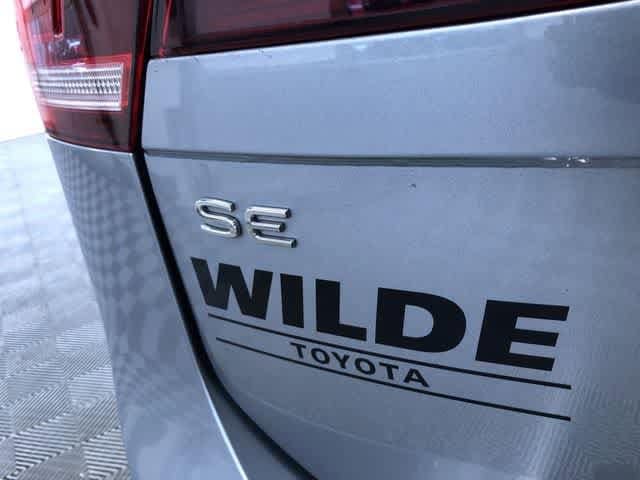 Thumbnail: 2022 Volkswagen Tiguan - 16