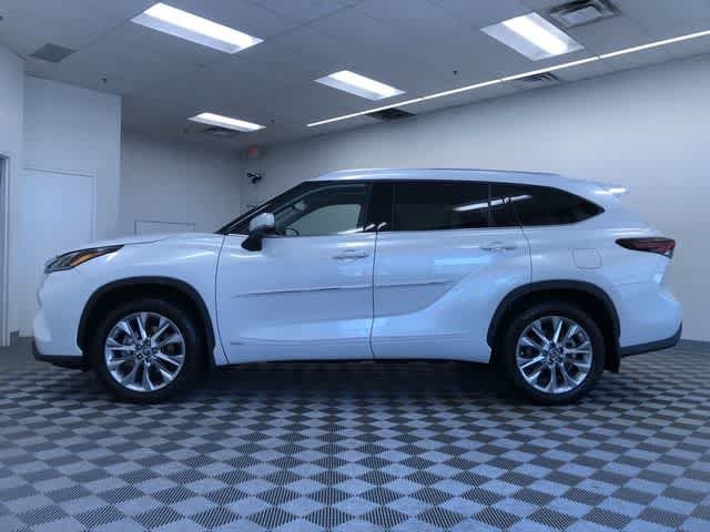 Thumbnail: 2025 Toyota Highlander - 6