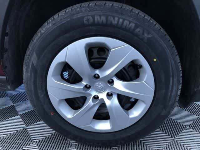 Thumbnail: 2024 Toyota RAV4 - 16