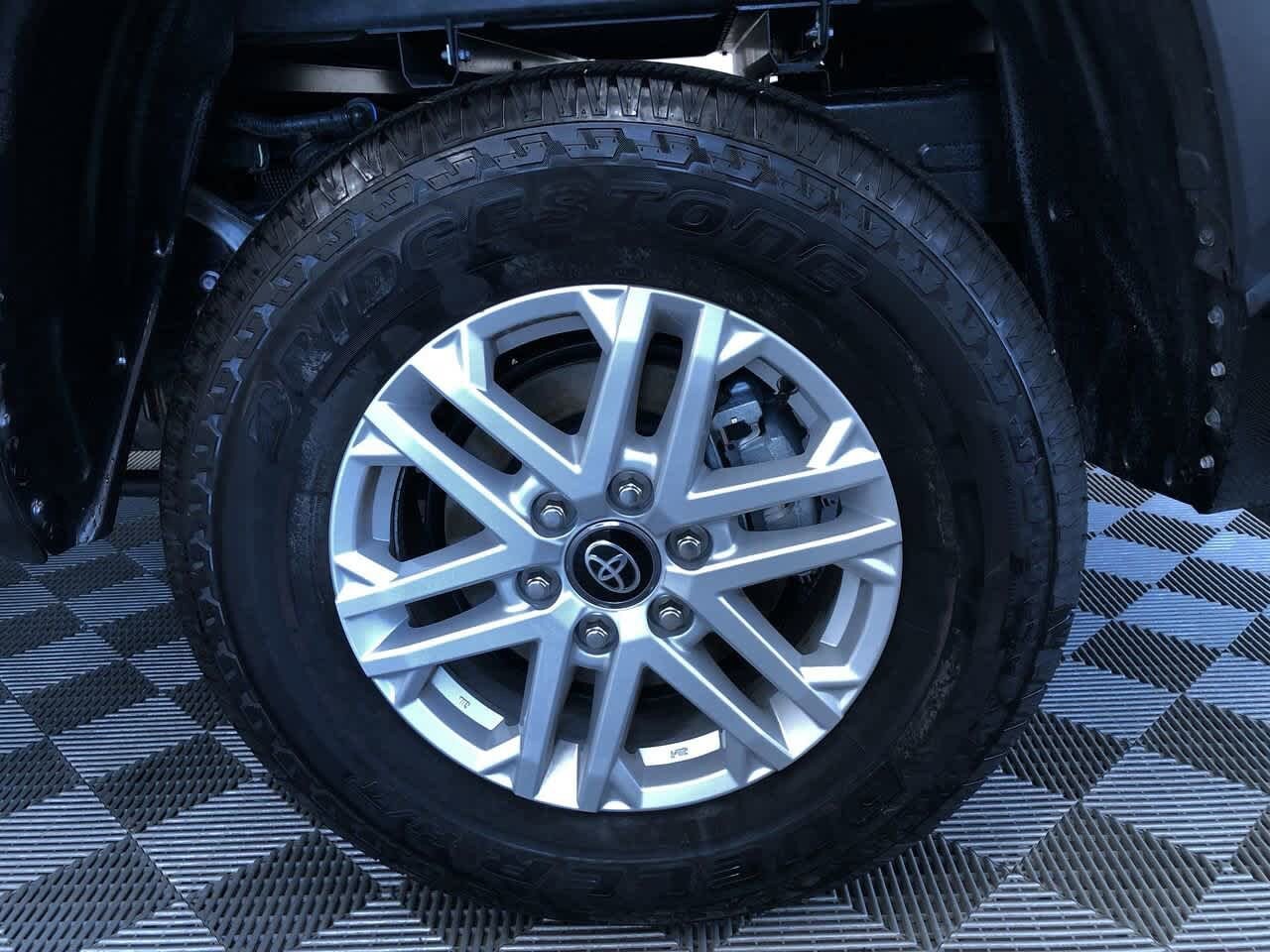 Thumbnail: 2025 Toyota Tundra - 10