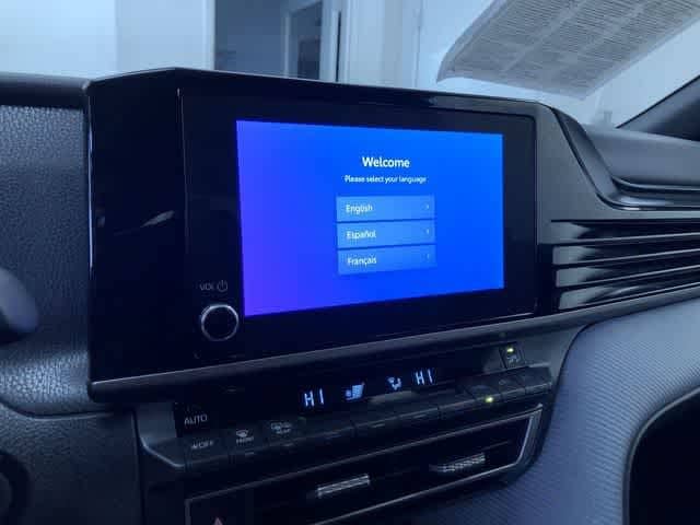 Thumbnail: 2025 Toyota Camry - 29