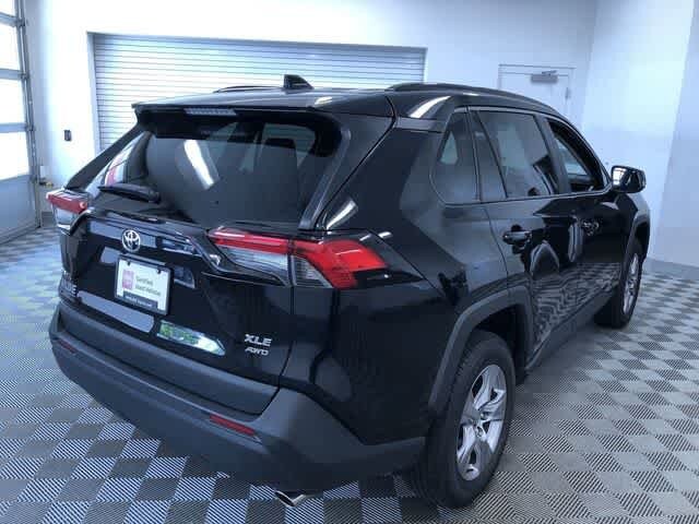 Thumbnail: 2025 Toyota RAV4 - 34