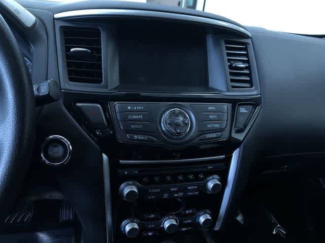 Thumbnail: 2017 Nissan Pathfinder - 27