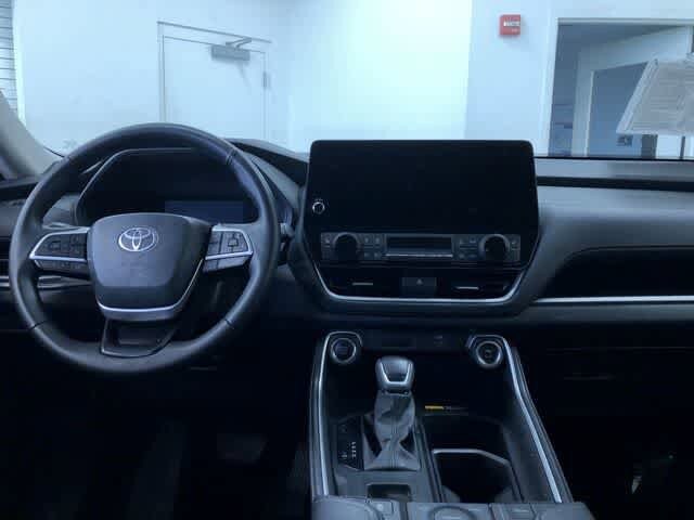 Thumbnail: 2025 Toyota Grand Highlander - 17