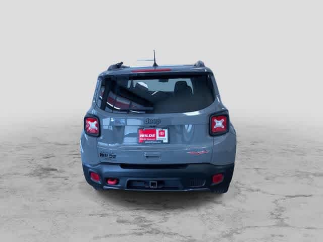 Thumbnail: 2022 Jeep Renegade - 9