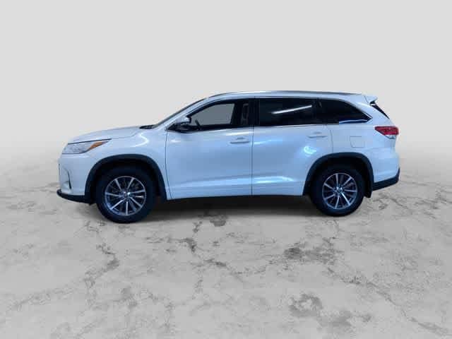 Thumbnail: 2018 Toyota Highlander - 7