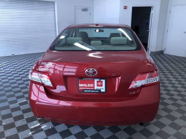 Thumbnail: 2011 Toyota Camry - 14