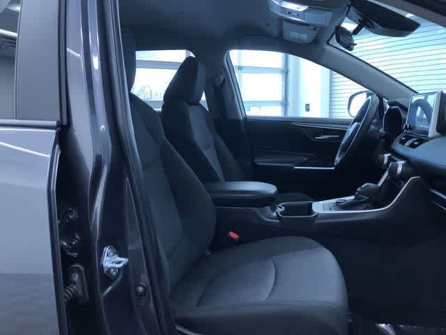 Thumbnail: 2025 Toyota RAV4 - 22